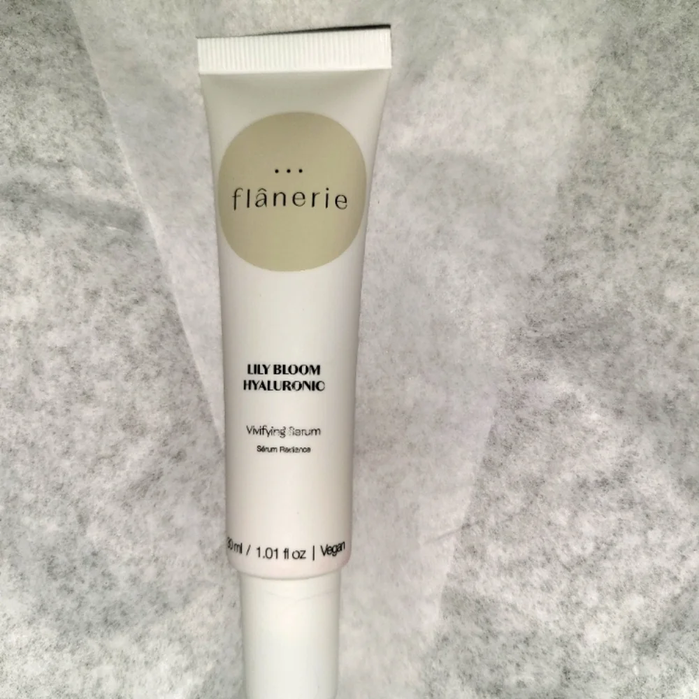 Flanerie Lily Bloom Hyaluronic Vivifying Serum
